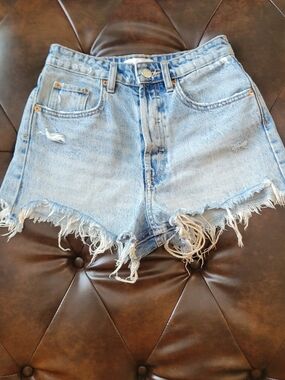 Zara Light Blue Distressed Frayed-Hem Denim Shorts